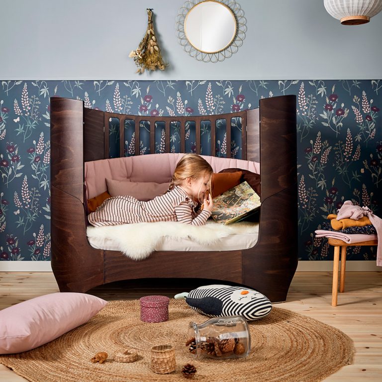Leander Classic Babycot Walnut