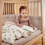 Leander Linea Luna Babycot Bumper Cappuccino