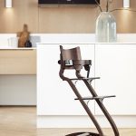 Leander Kinderstoel walnut