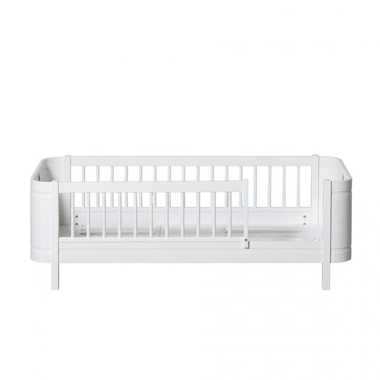 oliver-furniture-mini+-junior-bed-wit02