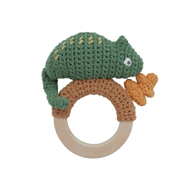 sebra-gehaakte-rammelaar-kameleon-op-ring-moss-green