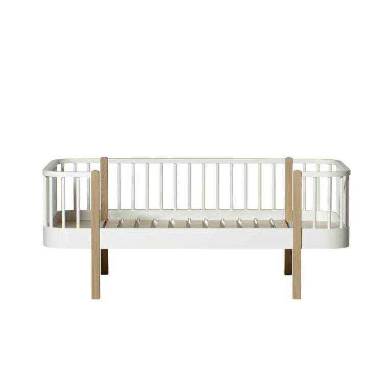 Oliver Furniture-wood-junior-day-bed-wit-eikenhout-160cm