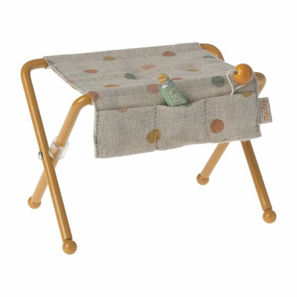 Maileg – Muis Accessoires – Verschoontafel, Baby Muis – Oker