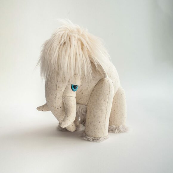 BigStuffed – Aarde Collectie – Small Albino Mammoth