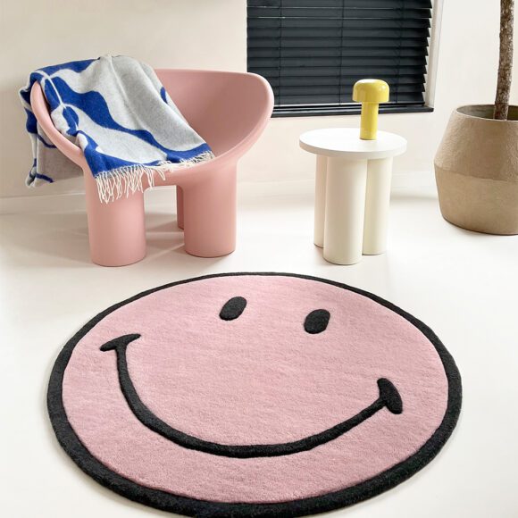 Maison Deux – Wollen Vloerkleed – Smiley – Pink – Ø 100 cm