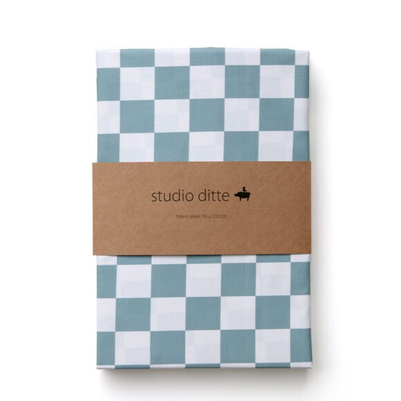 Studio Ditte – Hoeslaken – Blokjes Steenblauw – 90 x 200 cm