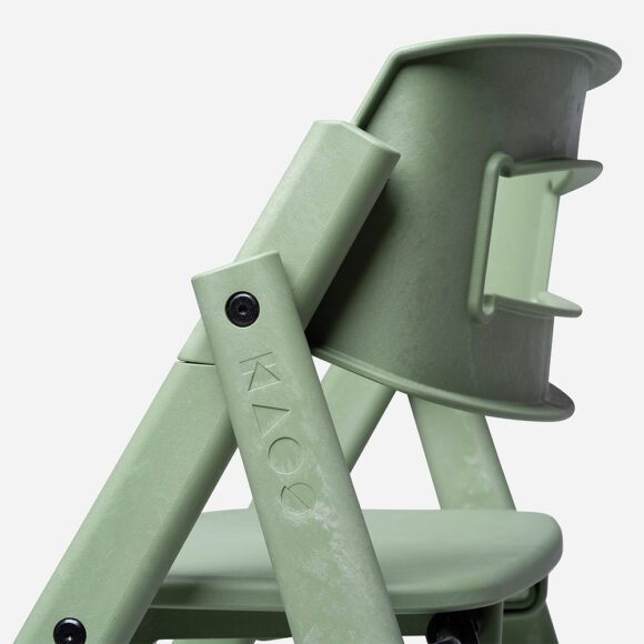 KAOS – Klapp Opvouwbare Kinderstoel – Recycled Plastic – Mineral Green