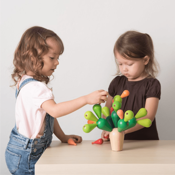 Plan Toys – Balancing Cactus