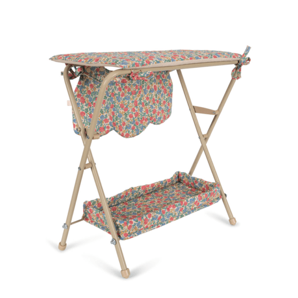 Konges Sløjd – Poppenverschoontafel – Fiola