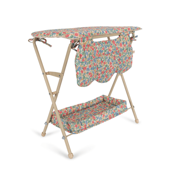 Konges Sløjd – Poppenverschoontafel – Fiola