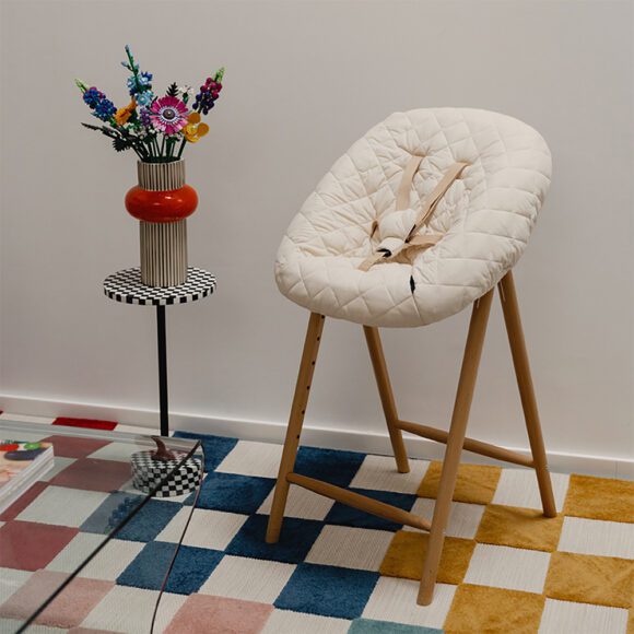 Charlie Crane – TOBO Newborn Seat – Organic Milk