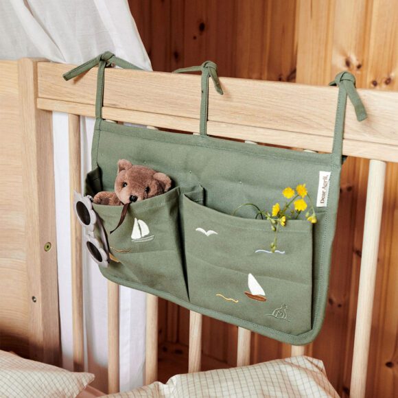Dear April – Posy Bed Organizer – Sailboats