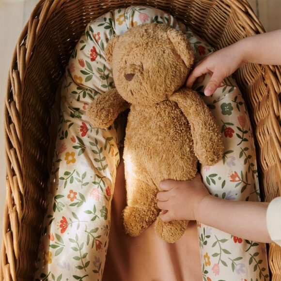 Dear April – Mira Bedslang – Flower Market