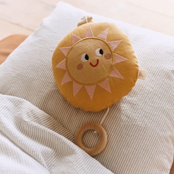 Dear April – Sally Sun Muziekhanger – Warm Sun