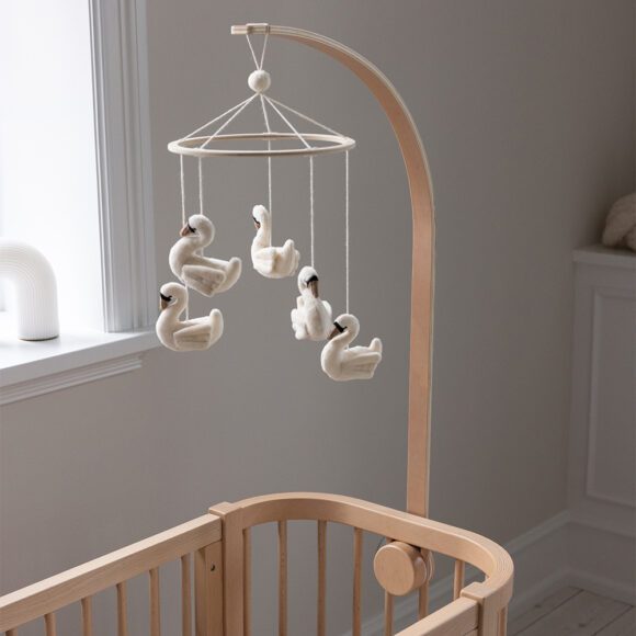 Sebra – Bedhemel- en Mobielhouder van Hout – Wooden Edition