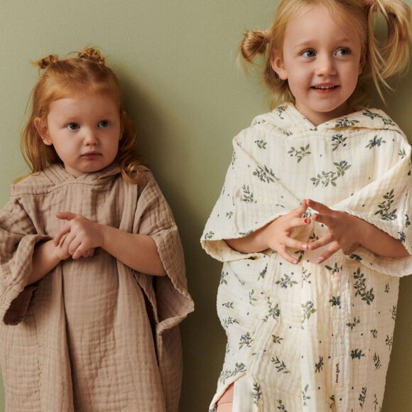 Dear April – Ponyo Badponcho – 2-6 Jaar – Blueberries