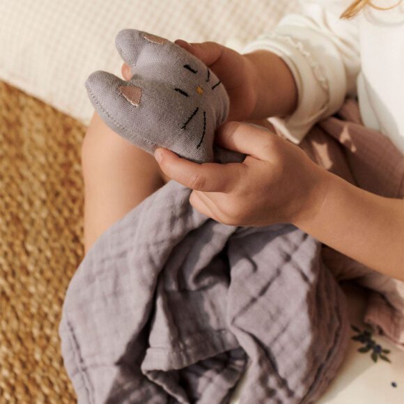 Dear April – Kitty Knuffeldoekje – Lavender