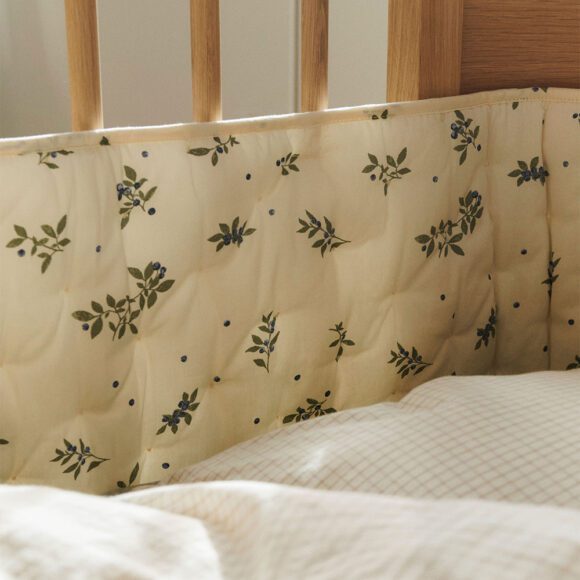 Dear April – Nori Bedbumper – Blueberries