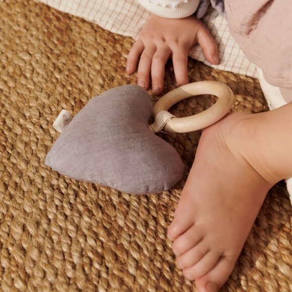 Dear April – Lara Heart – Rammelaar en Bijtring – Lavender