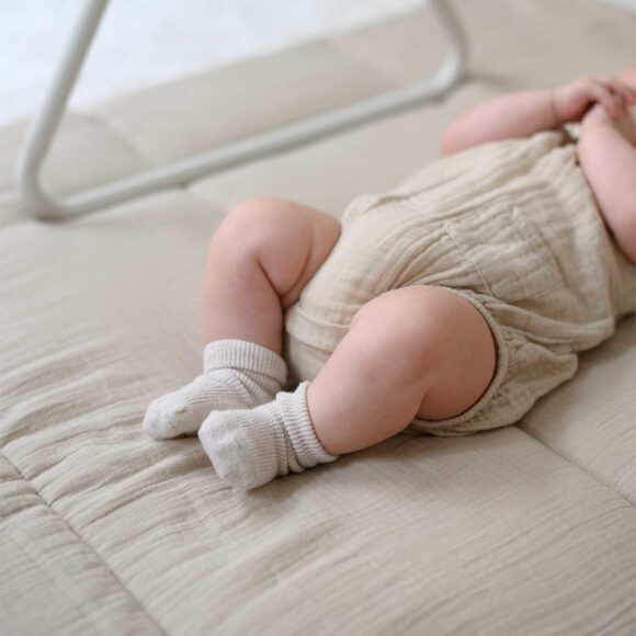 We Are Bitte – Babyspeelkleed – 85 x 110 cm – Light Sand