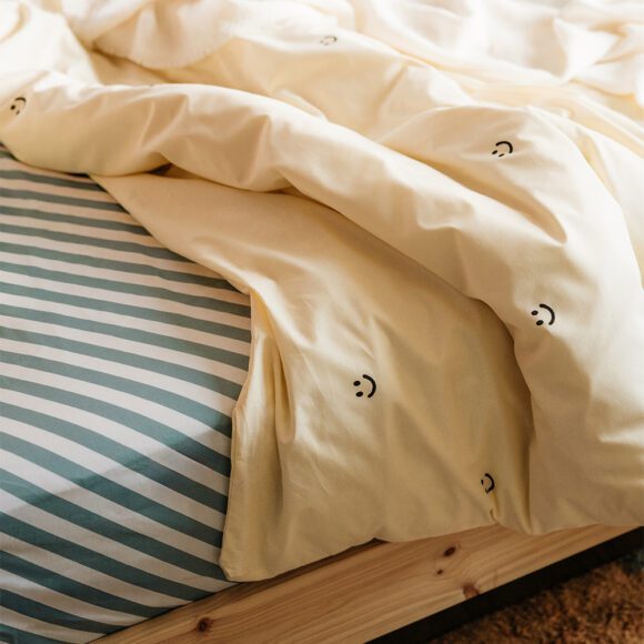 Studio Ditte – Kinderdekbedovertrek – Smiley Vanille – 140 x 200/220 cm