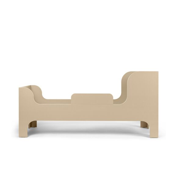 Ferm Living – Sill Junior Bed – Cashmere, 70 x 160 cm