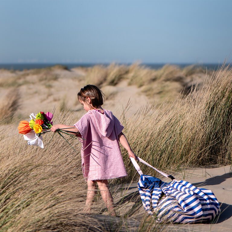 Play&Go Speelgoed opbergtas Noomad outdoor Beach lifestyle in use