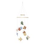 Ferm Living babymobiel met vogels gekleurd packshot