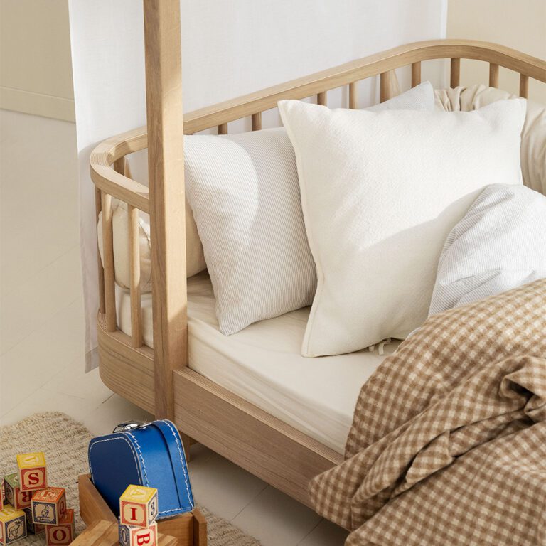 Oliver Furniture - Wood Original House Bed - Eikenhout, 90 x 200 cm