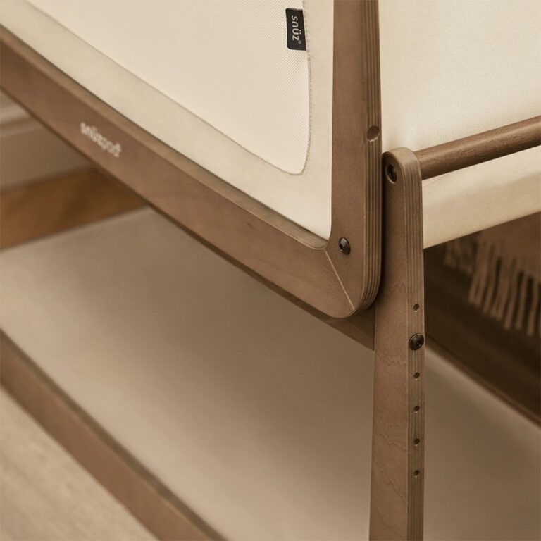 Snüz - SnüzPod5 Co-Sleeper - Walnut