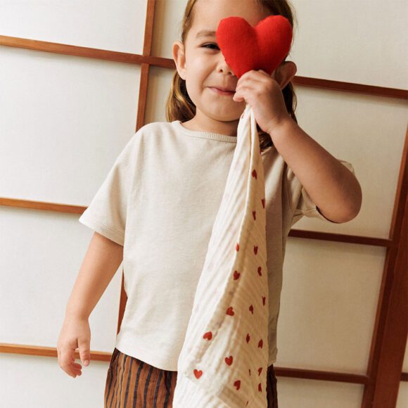 Dear April – Aura Knuffeldoekje – Little Love